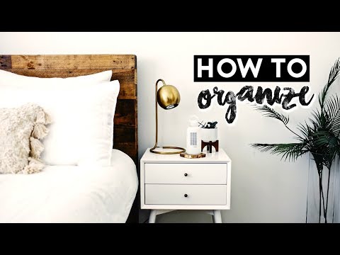 HOW TO STYLE + ORGANIZE YOUR NIGHTSTAND | Nastazsa