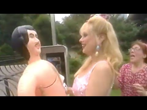 Rhonda Shear Social Hour