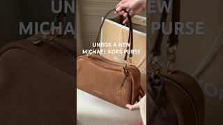 MICHAEL KORS CECILY MEDIUM SHOULDER BAG