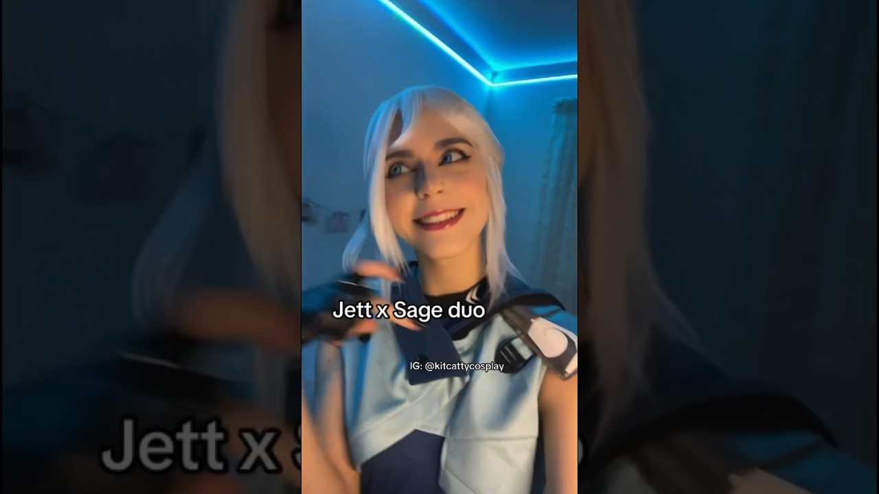 The hot ones 😫 #cosplay #valorant #valorantcosplay #jettvalorant #cosplaygirl #gaming #gamergirl