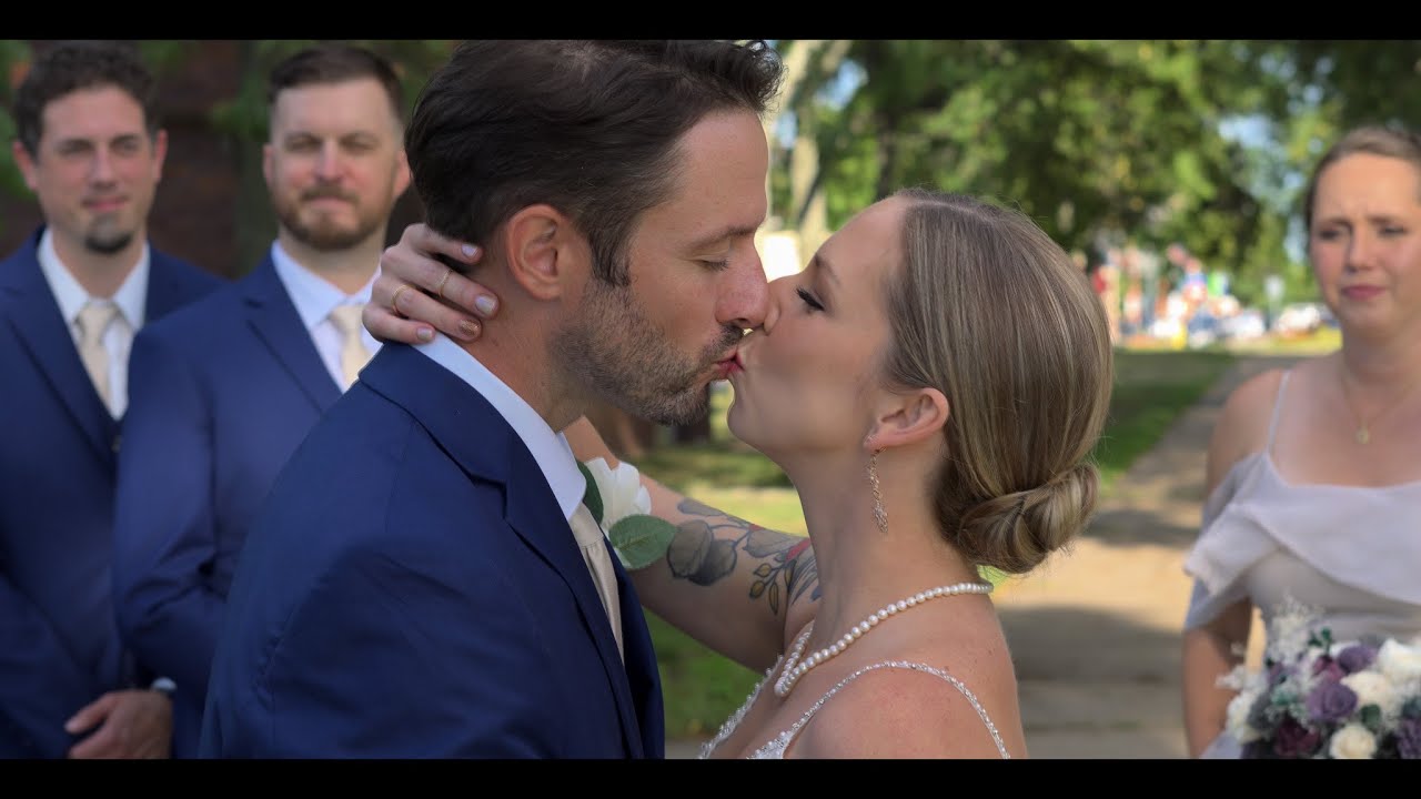 Travis & Krista - Guldan Moments Photography