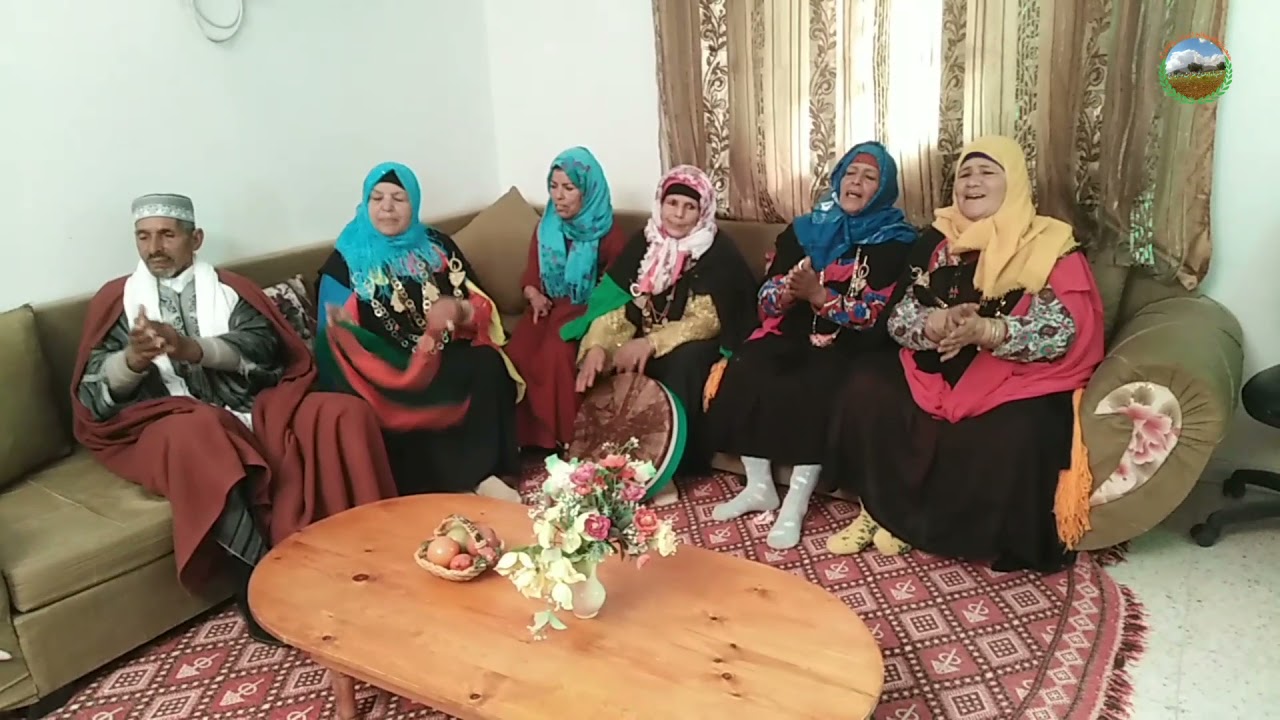 مجموعةأولادصالح في أغنية. (طيارة هزالحجاج)