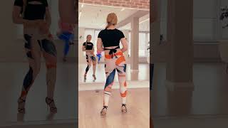 Kizomba Lady Style Кизомба Женский Стиль #kizombaladystyle #кизомбаонлайн #женскийстиль #кизомба