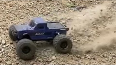 Arrma Notorious 6s, BigRock 3s and Redcat Kaiju 4s Bashing