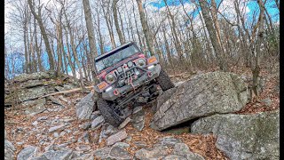 Wheeling in AOAA Barney Rubble  Fern Ridge Black Trail. #jeep #offroading #4x4 #rockcrawling