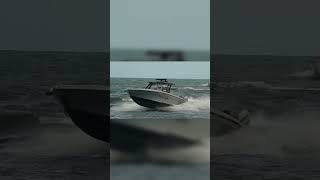Midnight Express Boat At Haulover Inlet #midnightexpressboats #centerconsole  #hauloverinlet