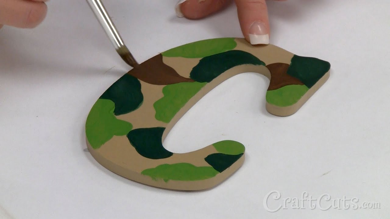 How do you paint a camo pattern?