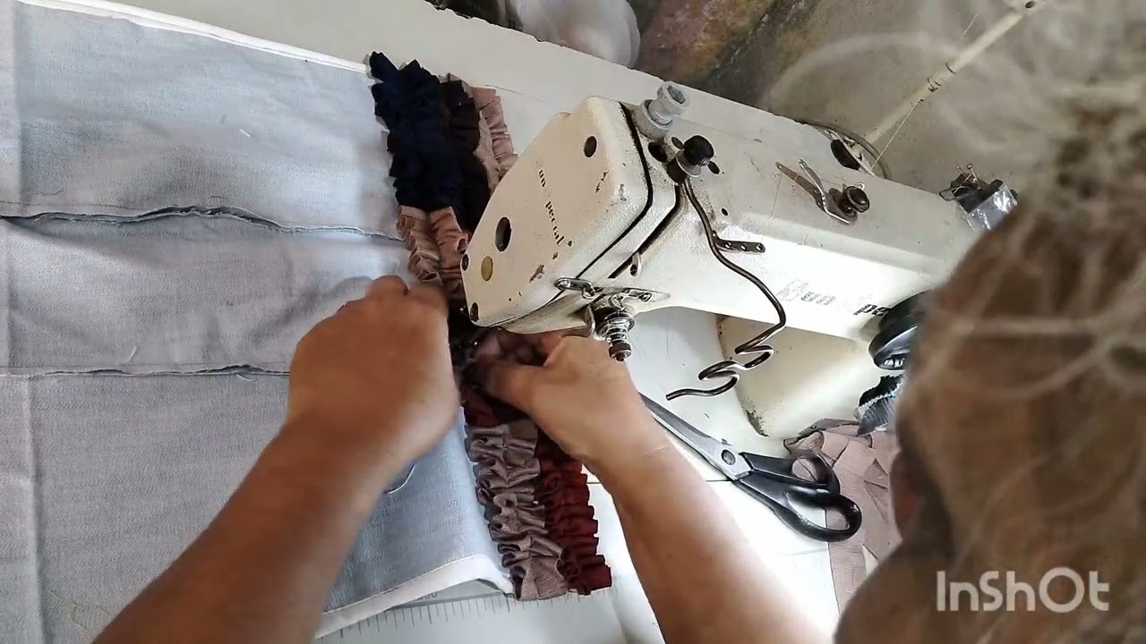 Tapete de tiras de elanca em peças pequenas