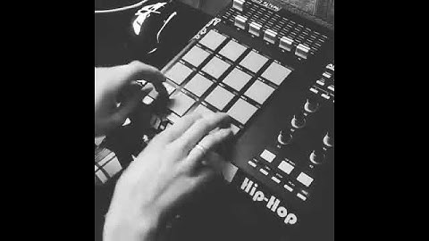 OffSoundBeat LIVE ON AKAI MPD26 (2017)