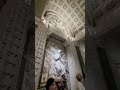 Estatua del Ángel Blanco en la Cripta de la Basílica de Notre-Dame de Fourviere, Lyon, Francia