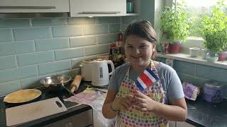 MAYA LORENA COCINANDO EMPANADAS TICAS