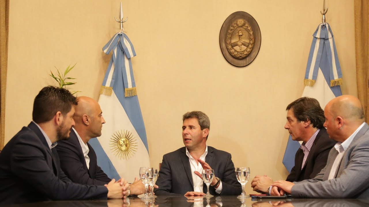 El Intendente de Río III se reunió con el gobernador Uñac san juan de luz