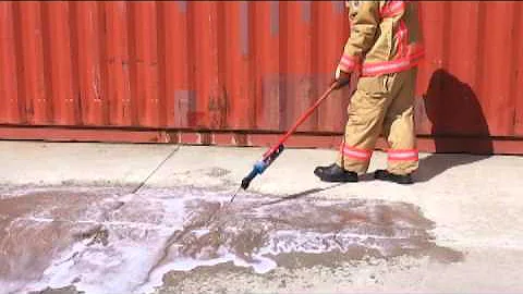 F-500 EA Extinguishes and Encapsulates E10 Gasoline Fire