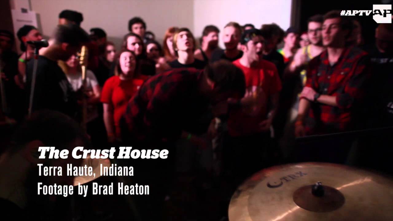 pressed cafe Go inside a Beartooth house show with APTV