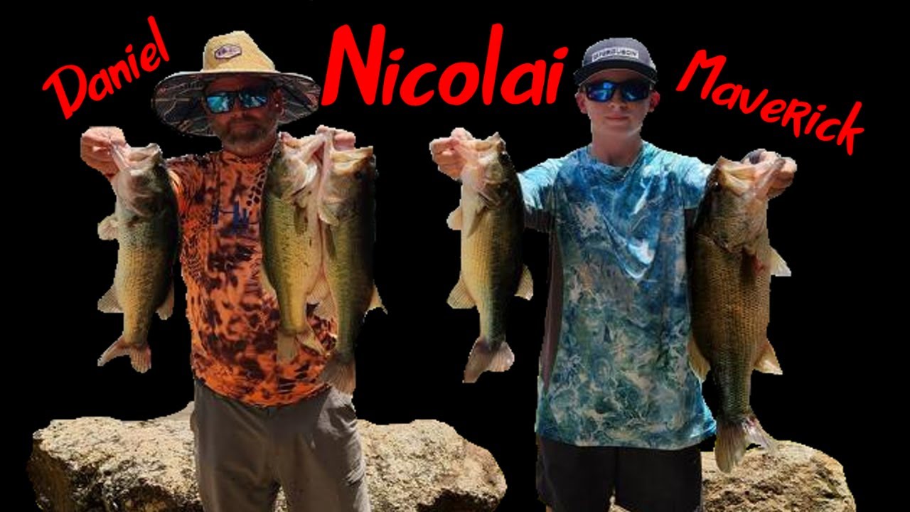 Hooked Up LIVE - High Voltage - Daniel & Maverick Nicolai