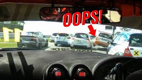 CLOSE CALL! - MSV TDC Race Start - Snetterton 300 - Darkside Ibiza TDI