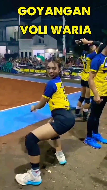 Goyang Ngebor Voli Waria di Tarkam 🤣😂 #volitarkam #voliindo #voliwaria #fyp #fyppage #bencong #fyp