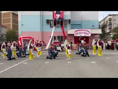 Çakal Çökerten Zeybeği İlkokul Gösterisi