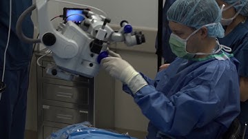 Why does NATHAN RADCLIFFE, MD use the Kahook Dual Blade for glaucoma surgery with gonioscopic view?