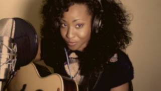 Video voorbeeld van "Skin - Rihanna  (cover by Anhayla)"