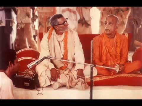 Shrila Prabhupada and Shrila Shridhar Maharaja