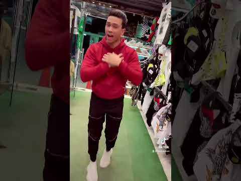 ضحكتك وضحكتي عليا 