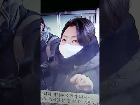 길 건너는 순간 버스 인도로…&quot;실수로 가속페달 밟았다&quot;2023.12.22