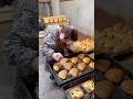 ゆりこおばあちゃんが作る100円惣菜パン