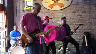 Jennifer Bateman And The Street Kingz