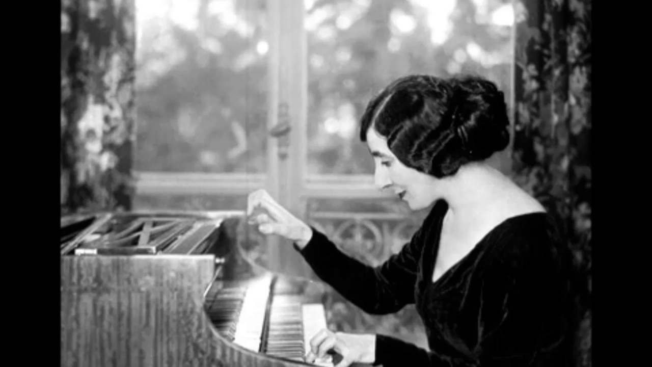 Wanda Landowska plays Handel Suite No.7 HWV 432