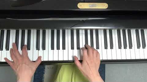 Thumbnail of あめふりくまのこ『こどものうた100』より