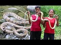 Tasty Big Snake Soup Cooking for Lunch And Eating Food In The Jungle - My Natural Food ep 45
