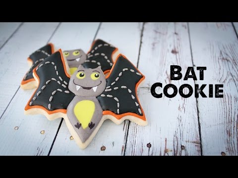 Halloween Bat Cookie | Renee Conner