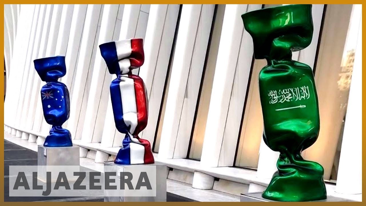 🇸🇦 🇺🇸 إزالة عمل فني يحمل العلم السعودي من موقع مركز التجارة العالمي في نيويورك | الجزيرة الإنجليزية