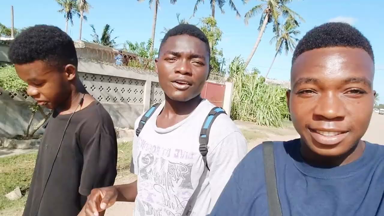 VLOG, NA CIDADE DA BEIRA , BAIRRO DA MANGA (PARTE 1) | MANUCHO MC, MOISÉS KFC E FAIZAL .