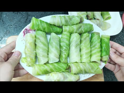 Video: Bắp Cải Cuộn Với Nấm ở Dạng Bánh Nướng Xốp