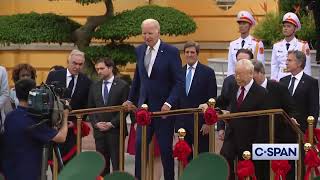 Biden Arrives In Vietnam For Second Leg Of Trip Abroad, Immediately Gets Confused By The Stage screenshot 5