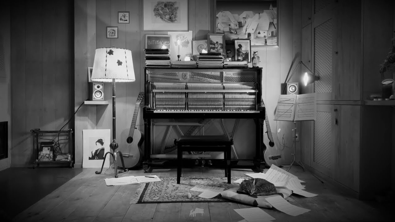 Andrea Vanzo - Intimacies (Official Visualizer)