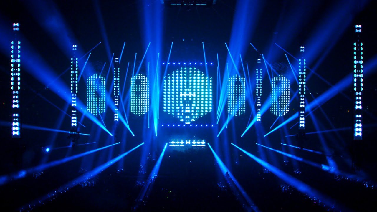 Above & Beyond - Distorted Truth (Live at Transmission Prague 2018) [4K]