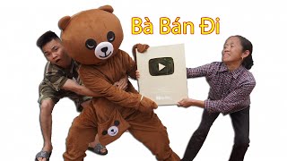 Hưng Vlog - Giả Làm Gấu Lầy Đòi Mua Nút Vàng Youtube Của Mẹ Và Cái Kết | Prank Mom