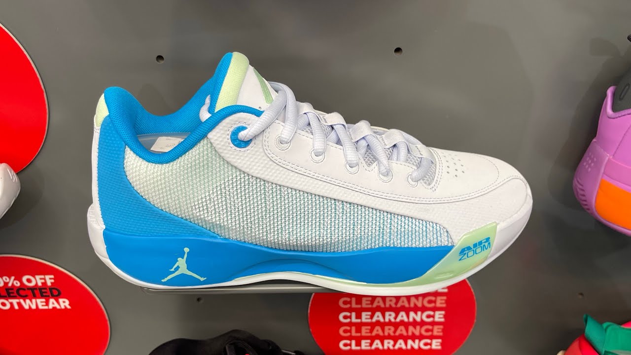 ◆正規品◆NIKE LUKA .77 PF NAVIGATOR FOOTBALL GREY◆関税込◆ Jordan Luka .77 Navigator Mens Basketball Shoes Football