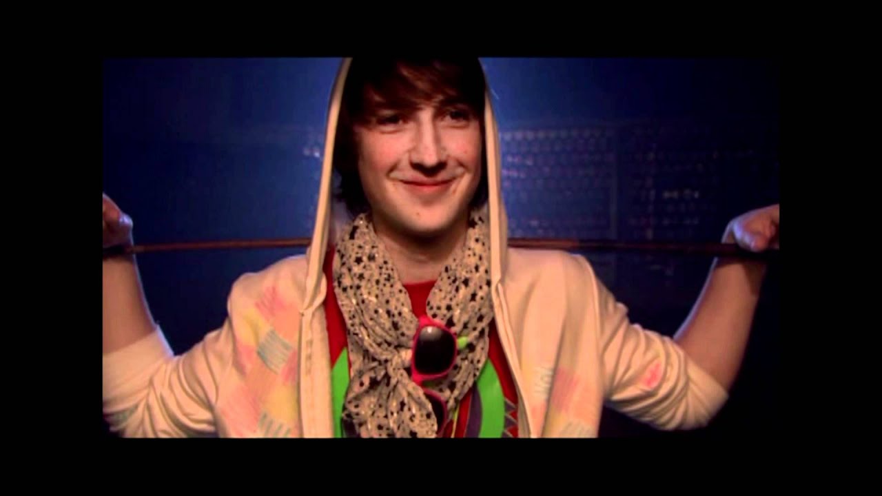 Skins Season 1 Episode 8