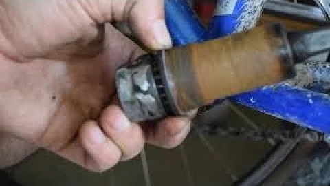 Removing a rusty Shimano sealed bottom bracket