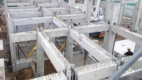 Response of Laced Reinforced Concrete Beams to Fatigue Loading