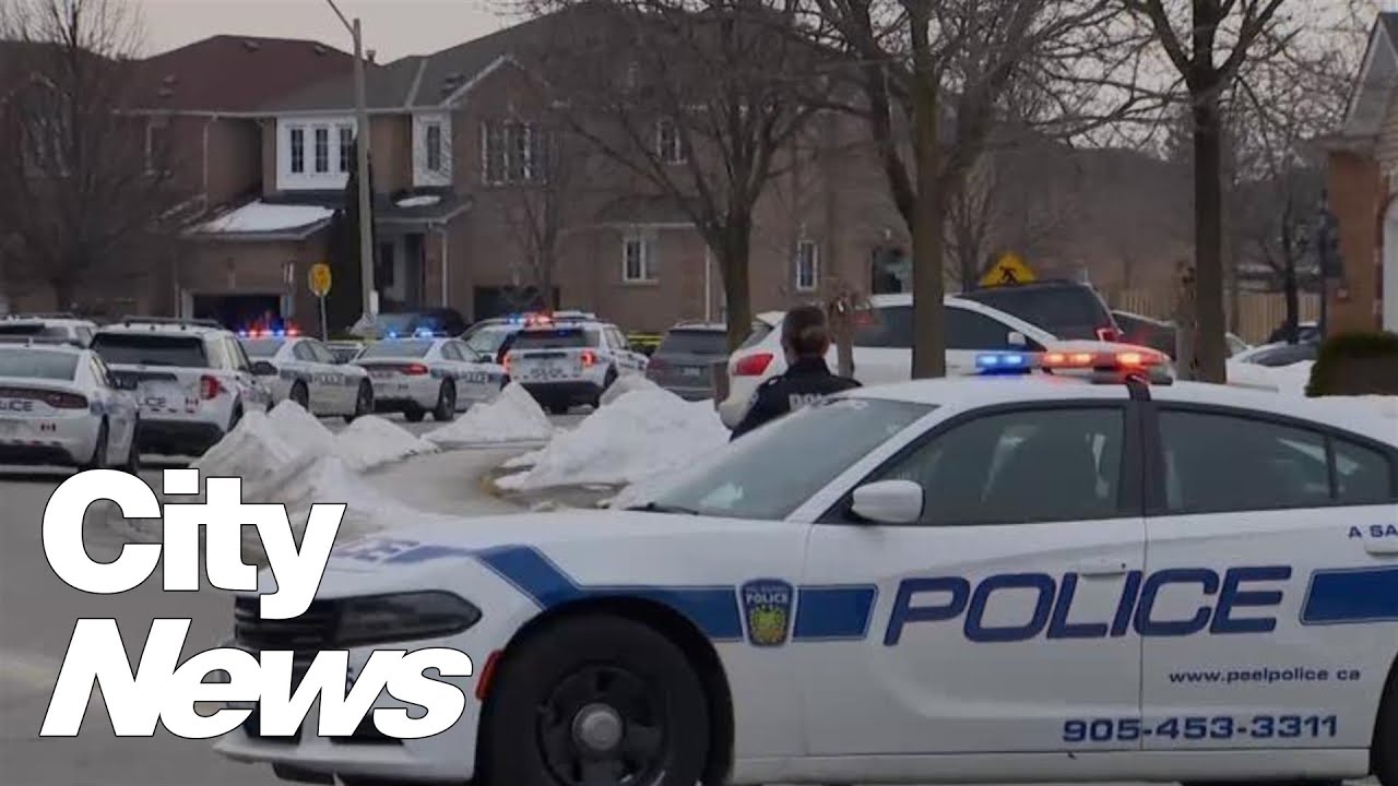 Man dead after daylight shooting in residential area of Brampton - YouTube