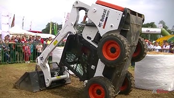 BOBCAT OPERATOR AMAZING SKILLS
