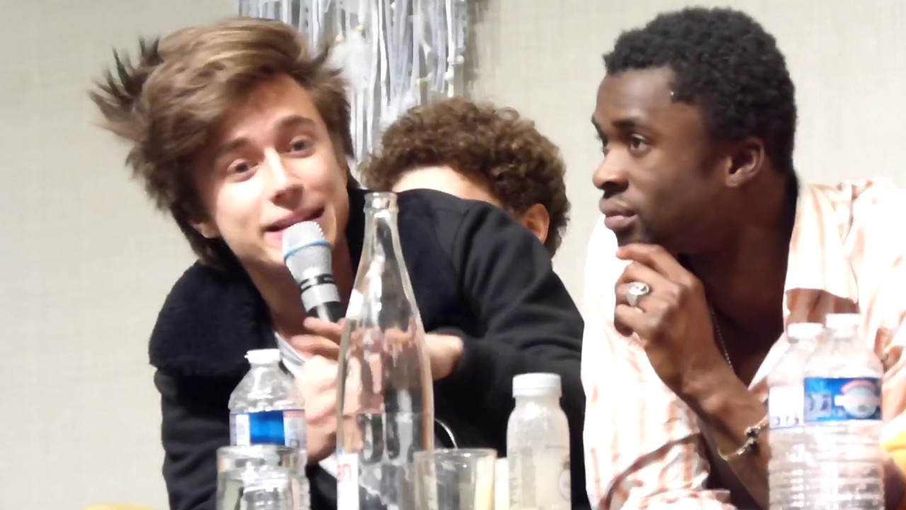 SKAM FRANCE - Everything Is Love 3 panel (12/05/2019) part 2