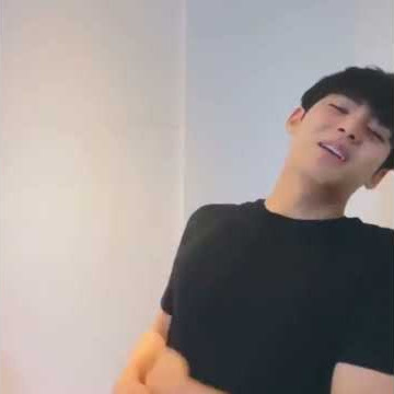 [SEVENTEEN] When CARATS tease him on someone's behind him. Gyu is scared