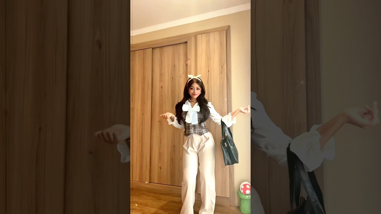 Fit check😌 Who’s this elegant lady?🌝 rate this look💓#sachi_hime96 #princesssachiko