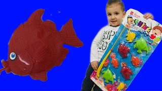 Emire Olta Seti Aldık Balık Tuttuk | Fun Kids Video screenshot 1